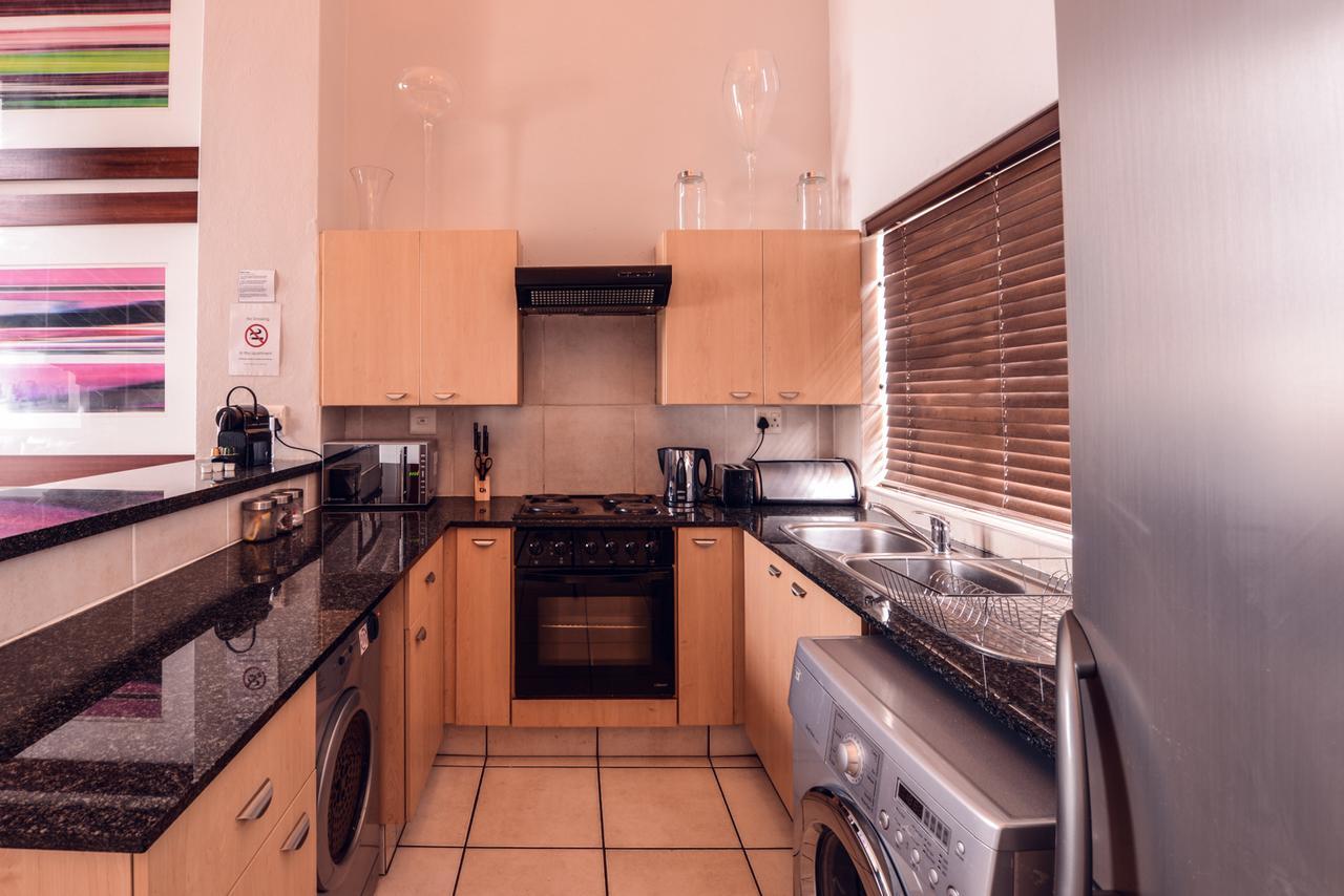 Prestige Apartments Sandton At Westpoint Johannesburg Kültér fotó